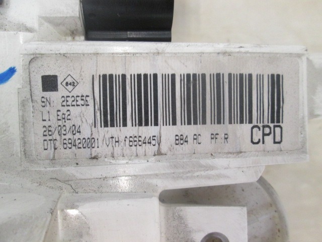 NADZOR KLIMATSKE NAPRAVE OEM N. 7701055145 ORIGINAL REZERVNI DEL RENAULT MEGANE MK2 BM0/1 CM0/1 EM0/1 KM0/1 LM0/1 BER/GRANDTOUR  (10/2002 - 02/2006) DIESEL LETNIK 2004