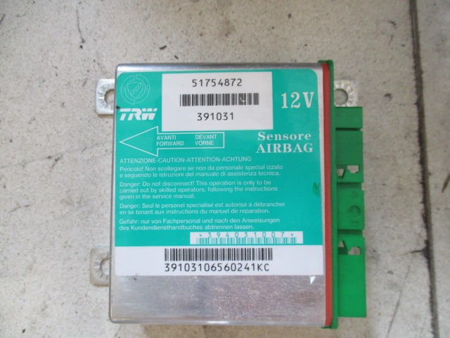 KIT AIRBAG KOMPLET OEM N. 18897 KIT AIRBAG COMPLETO ORIGINAL REZERVNI DEL FIAT GRANDE PUNTO 199 (2005 - 2012) BENZINA LETNIK 2006