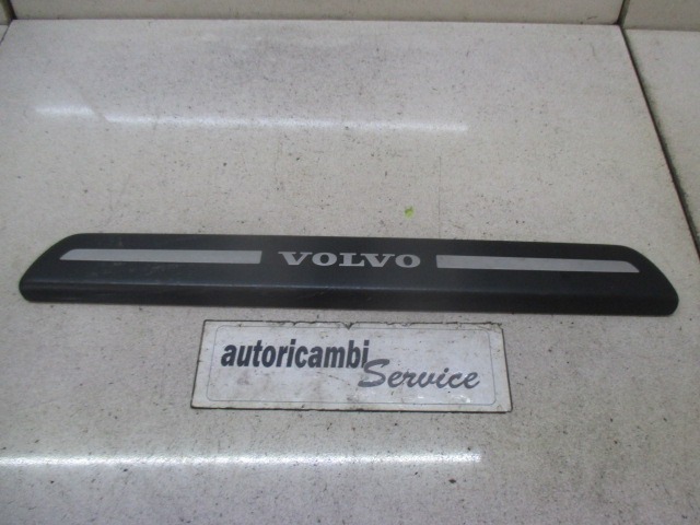 NOTRANJA OBLOGA PRAGA  OEM N. 8622671 ORIGINAL REZERVNI DEL VOLVO V50 545 (2004 - 05/2007) DIESEL LETNIK 2005