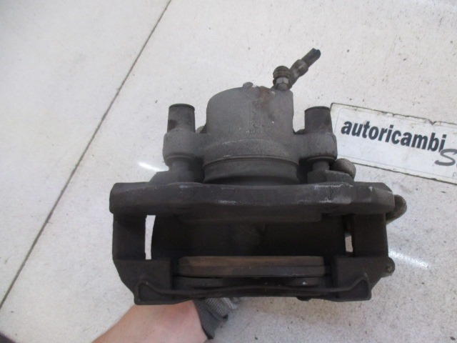 SPREDNJE DESNE ZAVORNE CELJUSTI  OEM N. 1682875 ORIGINAL REZERVNI DEL FORD FOCUS DA HCP DP MK2 R BER/SW (2008 - 2011) DIESEL LETNIK 2008