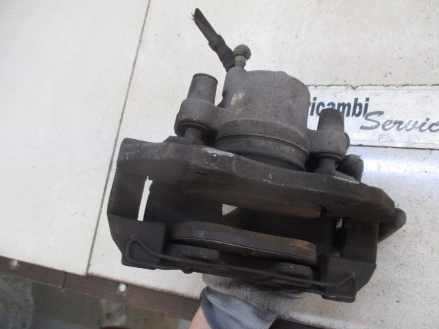 SPREDNJE LEVE ZAVORNE CELJUSTI  OEM N. 1682876 ORIGINAL REZERVNI DEL FORD FOCUS DA HCP DP MK2 R BER/SW (2008 - 2011) DIESEL LETNIK 2008