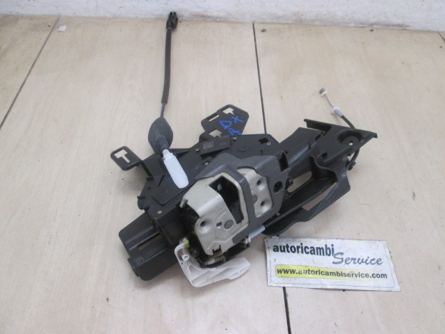 CENTRALNI ZAKLEP SPREDNJIH VRAT  OEM N. 8A6AA21812BJ ORIGINAL REZERVNI DEL FORD FIESTA CB1 CNN MK6 (09/2008 - 11/2012) BENZINA LETNIK 2012