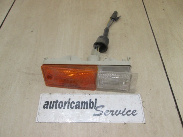 SPREDNJI INDIKATOR OEM N. 11143000 ORIGINAL REZERVNI DEL FIAT RITMO 138 (1978 - 1982)BENZINA LETNIK 1978