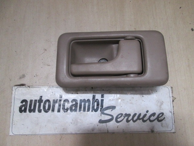 NOTRANJA KLJUKA  OEM N. 8971534426 ORIGINAL REZERVNI DEL ISUZU TROOPER MK3 (2001 - 2003) DIESEL LETNIK 2001