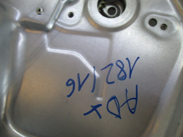 MEHANIZEM VETROBRANSKEGA STEKLA PREDNJIH VRAT OEM N. 7M51-R203A28DD ORIGINAL REZERVNI DEL FORD KUGA MK1 (05/2008 - 2012) DIESEL LETNIK 2012