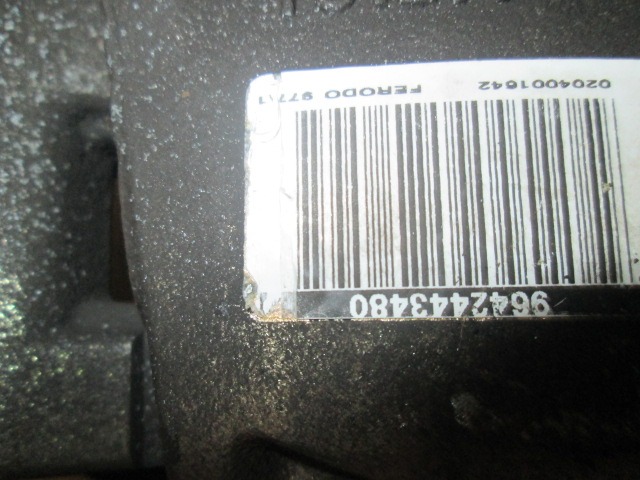 SPREDNJE LEVE ZAVORNE CELJUSTI  OEM N. 9642443480 ORIGINAL REZERVNI DEL PEUGEOT 206 / 206 CC 2A/C 2D 2E/K R (2003 - 10/2008) DIESEL LETNIK 2004