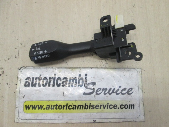 MULTIFUNKCIJSKI VOLAN OEM N. 8463234011 ORIGINAL REZERVNI DEL TOYOTA COROLLA VERSO ZER ZZE12 R1 (2004 - 2009) BENZINA LETNIK 2005