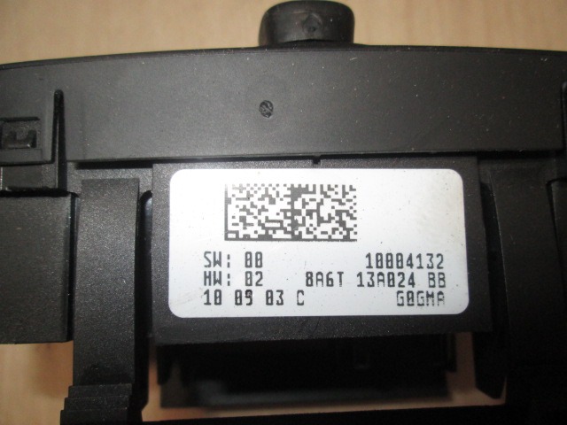 GLAVNO STIKALO LUCI OEM N. 8A6T13A024BB ORIGINAL REZERVNI DEL FORD FIESTA CB1 CNN MK6 (09/2008 - 11/2012) DIESEL LETNIK 2011