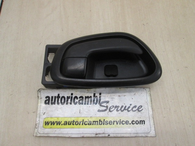 NOTRANJA KLJUKA  OEM N. 826230X000 ORIGINAL REZERVNI DEL HYUNDAI I10 PA MK1 R (2010- 2013) BENZINA LETNIK 2012