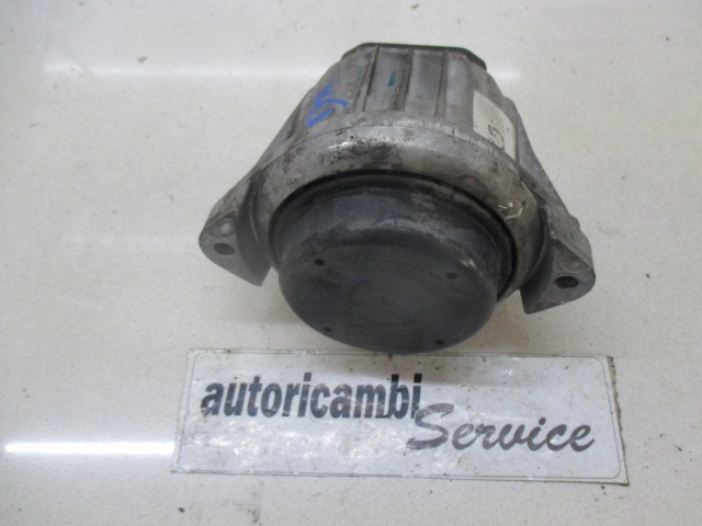 NOSILCI MOTORJA/DRUGO OEM N. 13981112 ORIGINAL REZERVNI DEL BMW SERIE 1 BER/COUPE/CABRIO E81/E82/E87/E88 LCI R (2007 - 2013) DIESEL LETNIK 2007