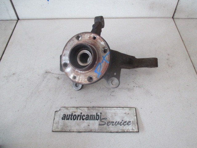 VRTLJIVI LEZAJ DESNO / PESTO KOLESA Z LEZAJEM SPREDAJ OEM N. 8200345945 ORIGINAL REZERVNI DEL RENAULT MODUS F/JP0 (2004 - 2008) BENZINA LETNIK 2005