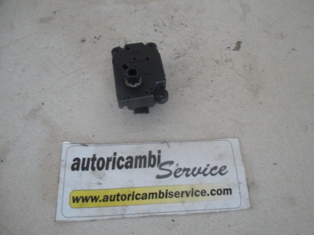 MOTORCEK OGREVANJA OEM N. f663746 ORIGINAL REZERVNI DEL CITROEN C3 / PLURIEL MK1 (2002 - 09/2005) DIESEL LETNIK 2004