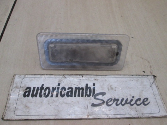 NOTRANJA SVETILA OEM N. YC1513776CB ORIGINAL REZERVNI DEL FORD TRANSIT FA MK6 (2000 - 2006) DIESEL LETNIK 2004