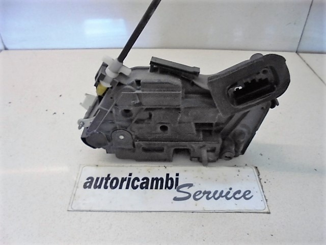 CENTRALNO ZAKLEPANJE ZADNJIH DESNIH VRAT OEM N. 6R4839016 ORIGINAL REZERVNI DEL VOLKSWAGEN POLO 6R1 6C1 (06/2009 - 02/2014) DIESEL LETNIK 2011