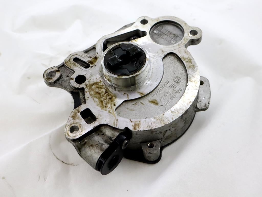 VAKUUM CRPALKA OEM N. 03L145207 ORIGINAL REZERVNI DEL VOLKSWAGEN POLO 6R1 6C1 (06/2009 - 02/2014) DIESEL LETNIK 2011