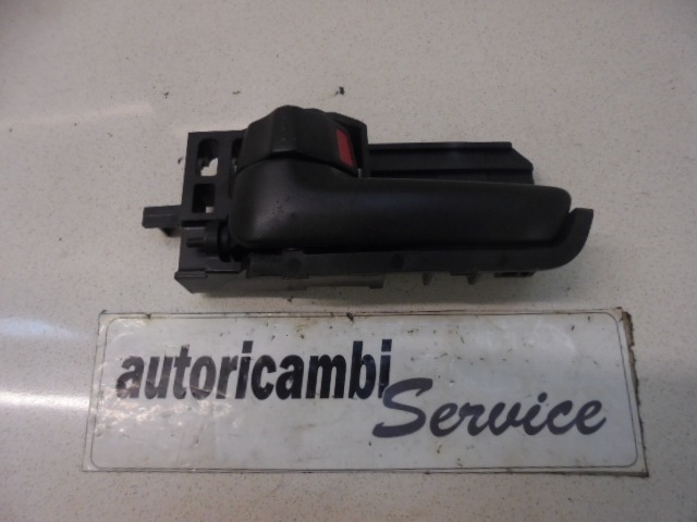 NOTRANJA KLJUKA  OEM N. 71743444 ORIGINAL REZERVNI DEL FIAT SEDICI FY R (05/2009 - 2014) DIESEL LETNIK 2010