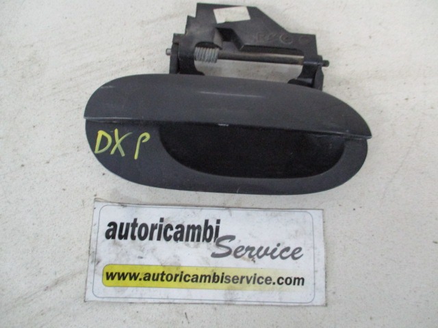 ZUNANJA KLJUKA ZADNJA DESNA VRATA OEM N. 51228245466 ORIGINAL REZERVNI DEL BMW SERIE 5 E39 BER/SW (1995 - 08/2000) BENZINA LETNIK 1998