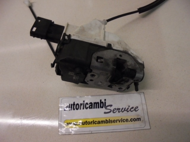 CENTRALNI ZAKLEP SPREDNJIH VRAT  OEM N. 00009135EA ORIGINAL REZERVNI DEL CITROEN BERLINGO MK2 (2008 -2018) DIESEL LETNIK 2013