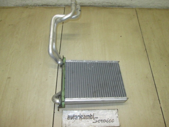 GRELEC RADIATORJA OEM N. 271159831R ORIGINAL REZERVNI DEL RENAULT MEGANE MK3 BZ0/1 B3 DZ0/1 KZ0/1 BER/SPORTOUR/ESTATE (2009 - 2015) DIESEL LETNIK 2010