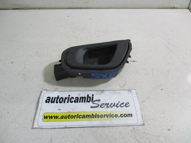 NOTRANJA KLJUKA  OEM N. 95215841 ORIGINAL REZERVNI DEL CHEVROLET SPARK M300 (2009 - 2015) BENZINA LETNIK 2010