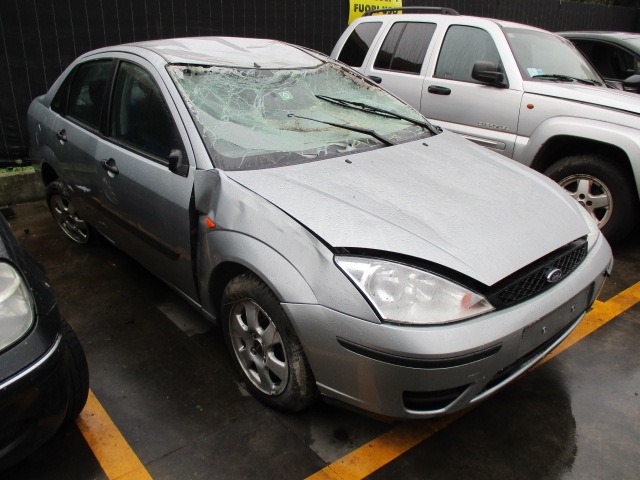 FORD FOCUS 1.6 B AUT 5P 74KW (2002) RICAMBI IN MAGAZZINO