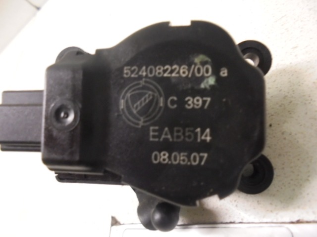 MOTORCEK OGREVANJA OEM N. 52408226 ORIGINAL REZERVNI DEL ALFA ROMEO 159 939 BER/SW (2005 - 2013) DIESEL LETNIK 2007