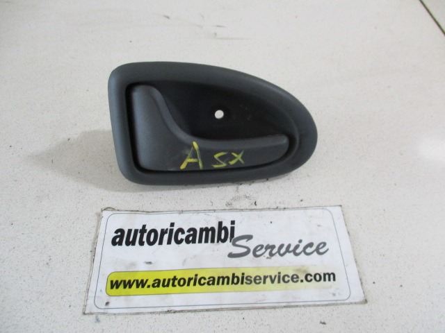 NOTRANJA KLJUKA  OEM N. 7700830079 ORIGINAL REZERVNI DEL RENAULT SCENIC JA0/1 FA0 MK1 R (1999 - 2003) DIESEL LETNIK 2000