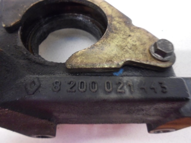 NOSILCI MOTORJA/DRUGO OEM N. 8200021443 ORIGINAL REZERVNI DEL RENAULT ESPACE / GRAND ESPACE JE0 MK3 (03/1997 - 2003) DIESEL LETNIK 2001