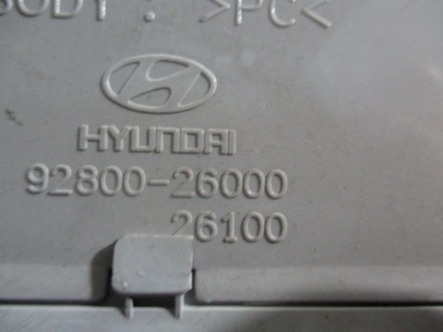 NOTRANJA SVETILA OEM N. 9280026000 ORIGINAL REZERVNI DEL HYUNDAI SANTA FE SM MK1 (2000 - 2006) DIESEL LETNIK 2002