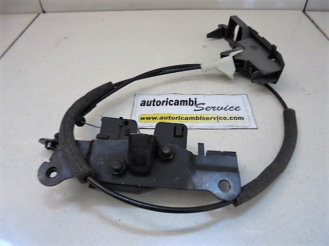 KONZOLE IN SINE SEDEZEV OEM N.  ORIGINAL REZERVNI DEL VOLVO S60 384 MK1 (2001 - 2009) DIESEL LETNIK 2005