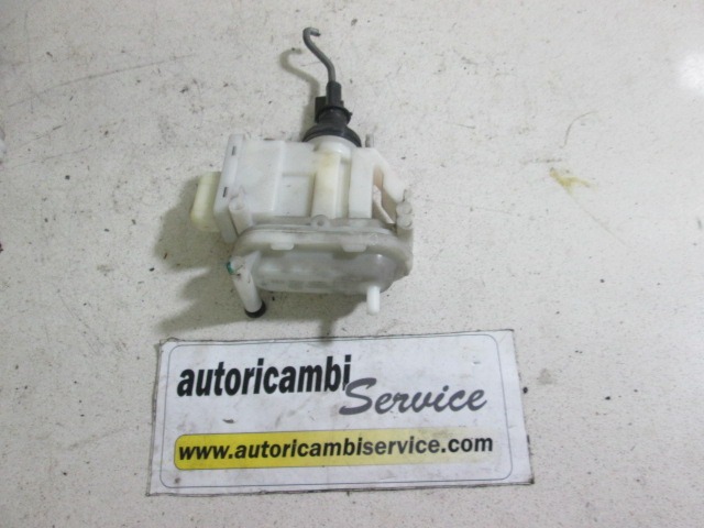 CENTRALNO ZAKLEPANJE PREDNIH LEVIH VRAT OEM N. 357862153B ORIGINAL REZERVNI DEL VOLKSWAGEN PASSAT B3 3A2 3A5 35I BER/SW (04/1988 - 07/1993) BENZINA LETNIK 1991