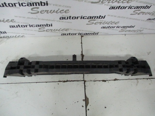 TRAVERZA ZADNJEGA ODBIJACA  OEM N. 8200290084 ORIGINAL REZERVNI DEL RENAULT CLIO BR0//1 CR0/1 KR0/1 MK3 (2005 - 05/2009) BENZINA LETNIK 2008