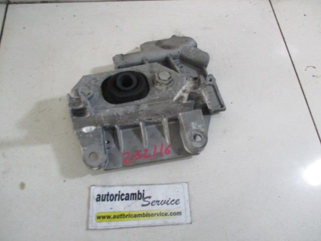 NOSILCI MOTORJA/DRUGO OEM N. 8200477152 ORIGINAL REZERVNI DEL RENAULT CLIO BR0//1 CR0/1 KR0/1 MK3 (2005 - 05/2009) BENZINA LETNIK 2008