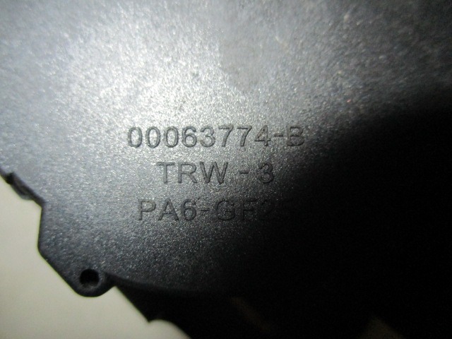 VARNOSTNI PAS OEM N. 00063774B ORIGINAL REZERVNI DEL SEAT IBIZA 6L1 MK3 (01/2002 - 01/2006) DIESEL LETNIK 2003