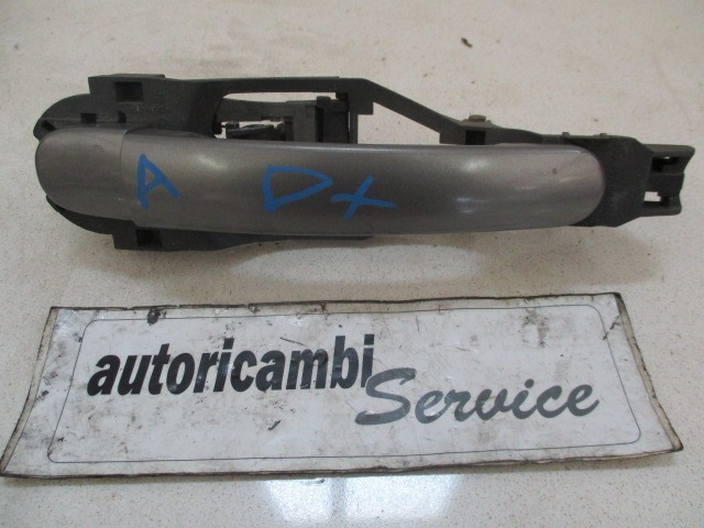 ZUNANJA KLJUKA SPREDNJA DESNA VRATA OEM N. 3B0837886D ORIGINAL REZERVNI DEL SEAT IBIZA 6L1 MK3 (01/2002 - 01/2006) DIESEL LETNIK 2003