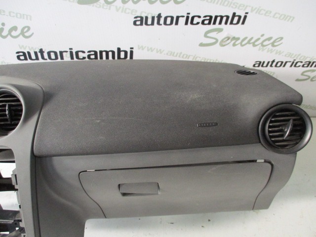 KIT AIRBAG KOMPLET OEM N. 17079 KIT AIRBAG COMPLETO ORIGINAL REZERVNI DEL SEAT IBIZA 6L1 MK3 (01/2002 - 01/2006) DIESEL LETNIK 2003