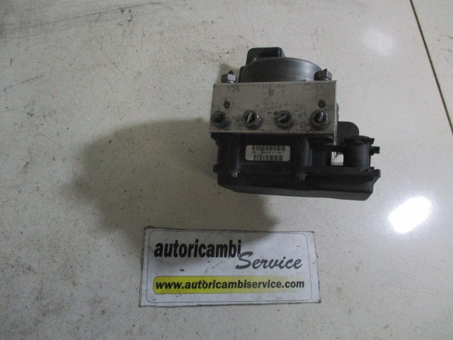 ABS AGREGAT S PUMPO OEM N. 8200747140 ORIGINAL REZERVNI DEL RENAULT CLIO BR0//1 CR0/1 KR0/1 MK3 (2005 - 05/2009) BENZINA LETNIK 2008