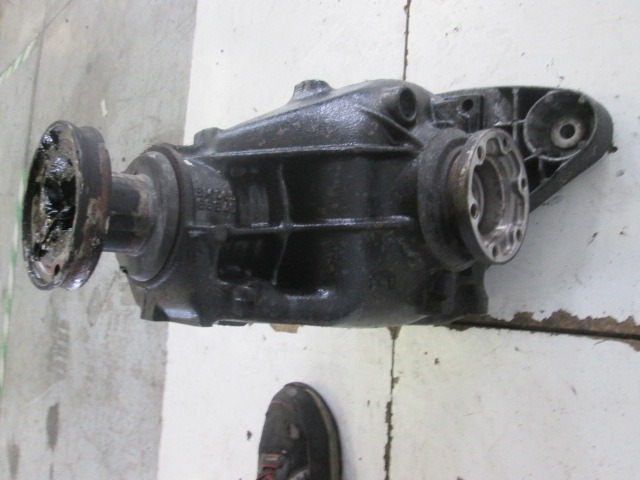 ZADNJI DIFERENCIAL OEM N.  ORIGINAL REZERVNI DEL BMW SERIE 5 E39 BER/SW (1995 - 08/2000) DIESEL LETNIK 1998