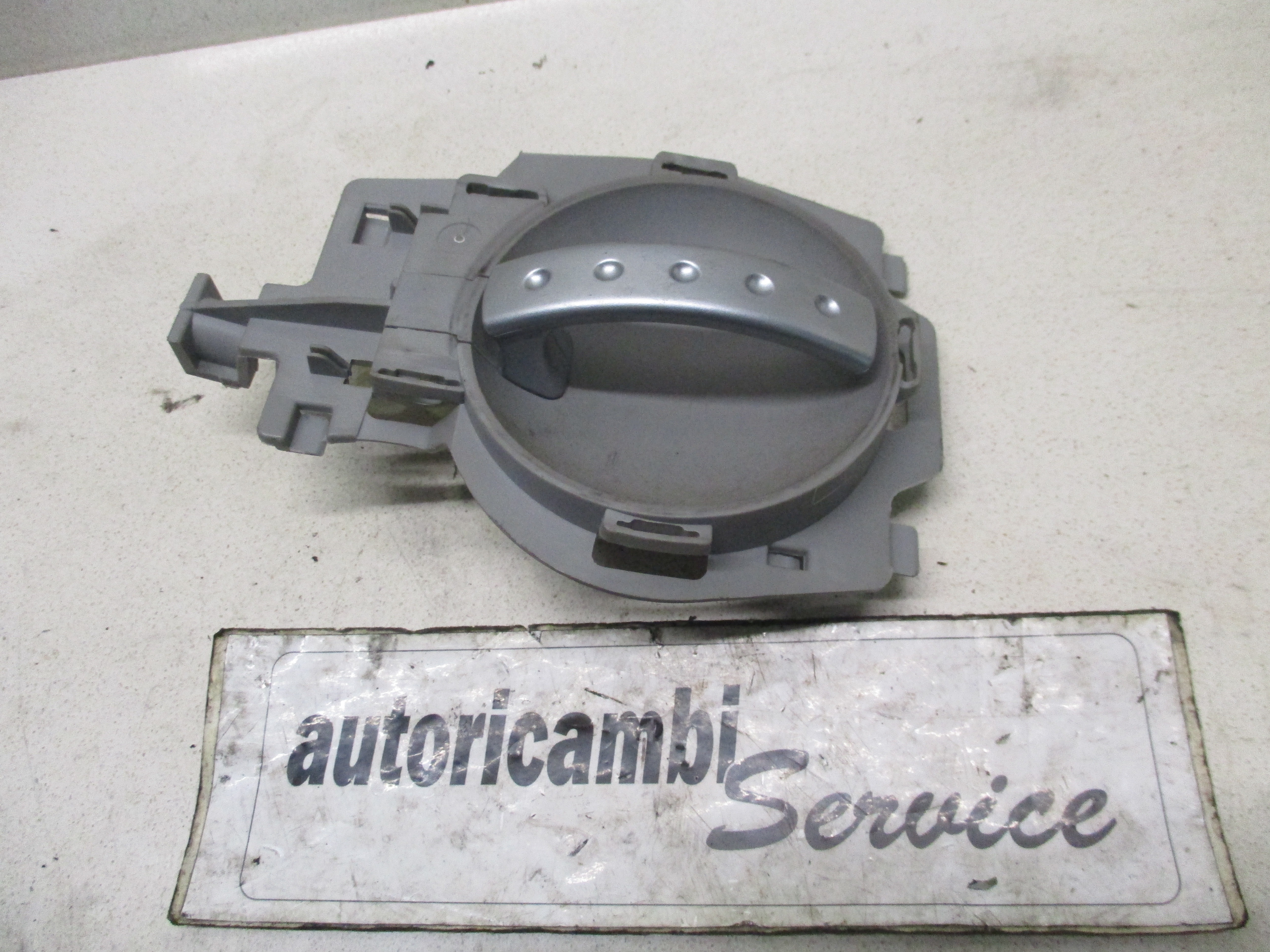 NOTRANJA KLJUKA  OEM N. 9647164577 ORIGINAL REZERVNI DEL CITROEN C3 / PLURIEL MK1 (2002 - 09/2005) DIESEL LETNIK 2002