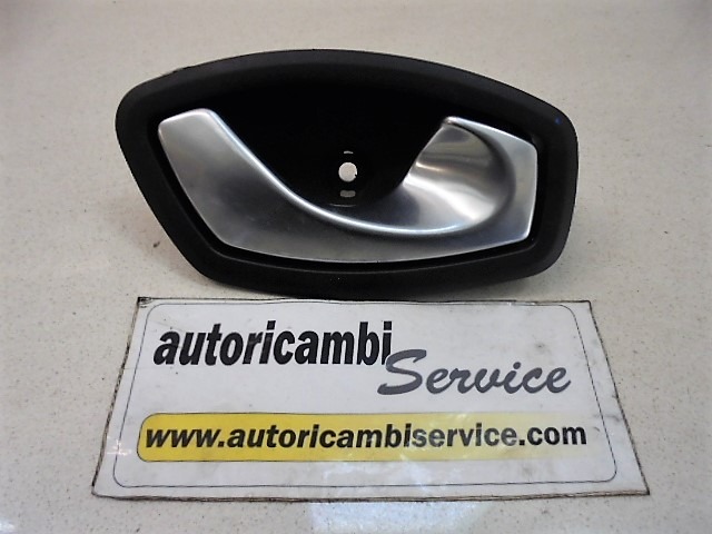 NOTRANJA KLJUKA  OEM N. 826720001R ORIGINAL REZERVNI DEL RENAULT MEGANE MK3 BZ0/1 B3 DZ0/1 KZ0/1 BER/SPORTOUR/ESTATE (2009 - 2015) DIESEL LETNIK 2009