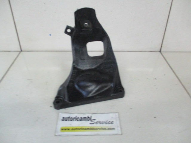 NOSILCI MOTORJA/DRUGO OEM N. 676926003 ORIGINAL REZERVNI DEL BMW SERIE 7 E65/E66/E67/E68 LCI R (2005 - 2008) DIESEL LETNIK 2005