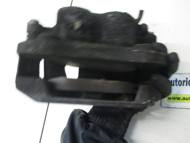 SPREDNJE DESNE ZAVORNE CELJUSTI  OEM N. 4055819 ORIGINAL REZERVNI DEL FORD TRANSIT FA MK6 (2000 - 2006) DIESEL LETNIK 2005