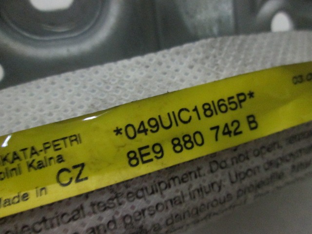 ZRACNA BLAZINA GLAVA DESNA OEM N. 8E9880742B ORIGINAL REZERVNI DEL AUDI A4 B7 8EC 8ED 8HE BER/SW/CABRIO (2004 - 2007) DIESEL LETNIK 2007