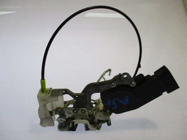 CENTRALNO ZAKLEPANJE PREDNIH LEVIH VRAT OEM N. 693200H010 ORIGINAL REZERVNI DEL TOYOTA AYGO B1 (2005 - 2009) BENZINA LETNIK 2008