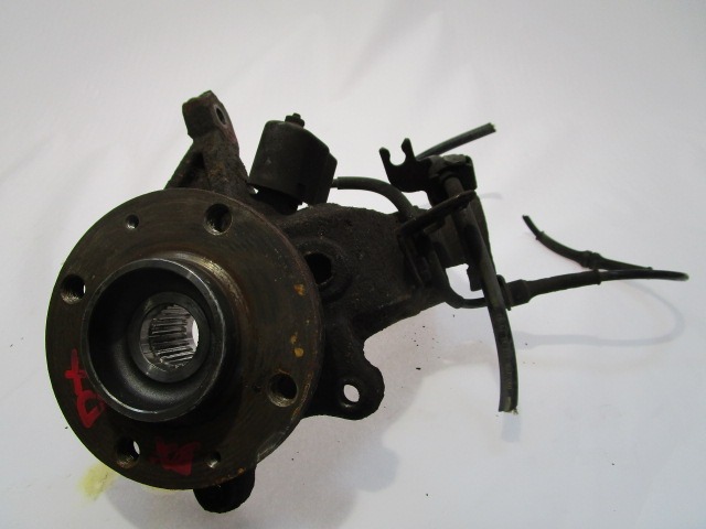 VRTLJIVI LEZAJ DESNO / PESTO KOLESA Z LEZAJEM SPREDAJ OEM N. 330785 ORIGINAL REZERVNI DEL CITROEN XSARA PICASSO (1999 - 2010) DIESEL LETNIK 2004