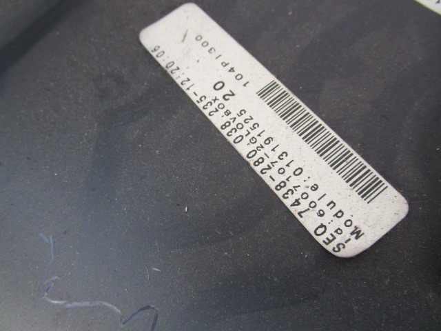 PREDAL ZA DOKUMENTE OEM N. 13191525 ORIGINAL REZERVNI DEL OPEL ASTRA H A04 L48,L08,L35,L67 5P/3P/SW (2004 - 2007) DIESEL LETNIK 2006