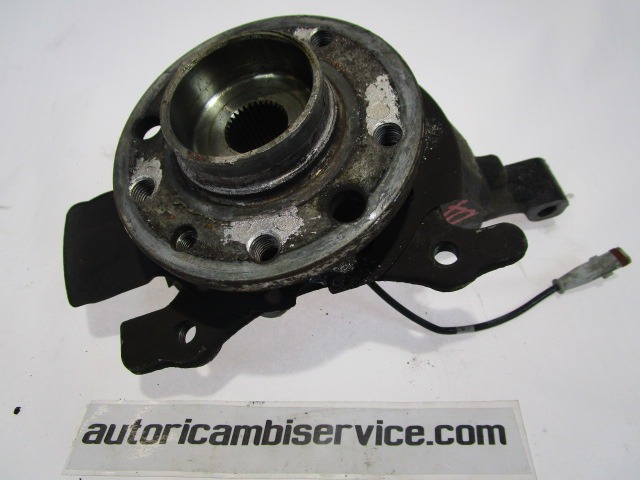 VRTLJIVI LEZAJ DESNO / PESTO KOLESA Z LEZAJEM SPREDAJ OEM N. 93178651 ORIGINAL REZERVNI DEL OPEL ASTRA H A04 L48,L08,L35,L67 5P/3P/SW (2004 - 2007) DIESEL LETNIK 2005