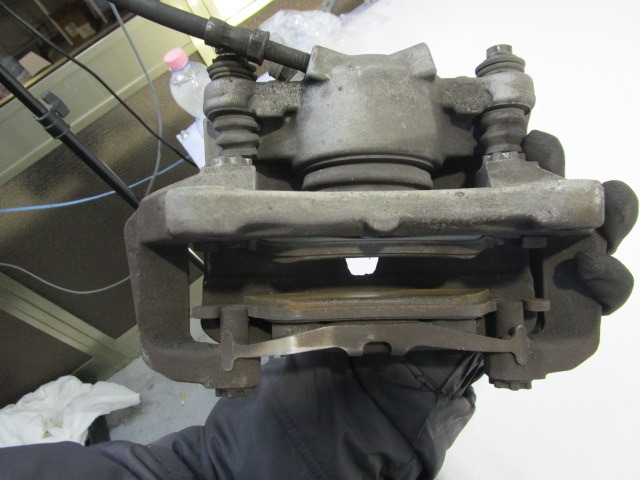 SPREDNJE DESNE ZAVORNE CELJUSTI  OEM N. 8K0615124C ORIGINAL REZERVNI DEL AUDI A5 8T COUPE/5P (2007 - 2011) DIESEL LETNIK 2007