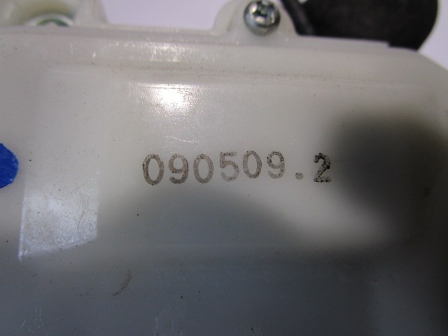 CENTRALNO ZAKLEPANJE ZADNJIH DESNIH VRAT OEM N. 72610TM8A01 ORIGINAL REZERVNI DEL HONDA INSIGHT ZE MK2 (2009 - 10/2013) IBRIDO (ELETRICO-BENZINA) LETNIK 2009