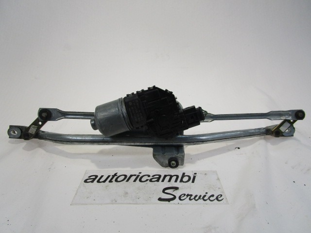 MOTORCEK PREDNJIH BRISALCEV OEM N. 390241528 ORIGINAL REZERVNI DEL VOLKSWAGEN PASSAT B5.5 3B3 3B6 3BG R BER/SW (11/2000 - 2005) DIESEL LETNIK 2004